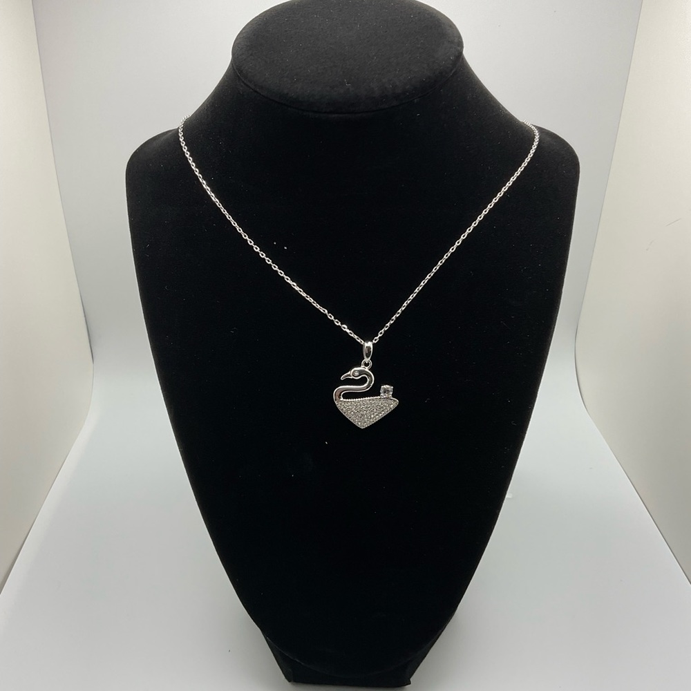 Crystal swan necklace